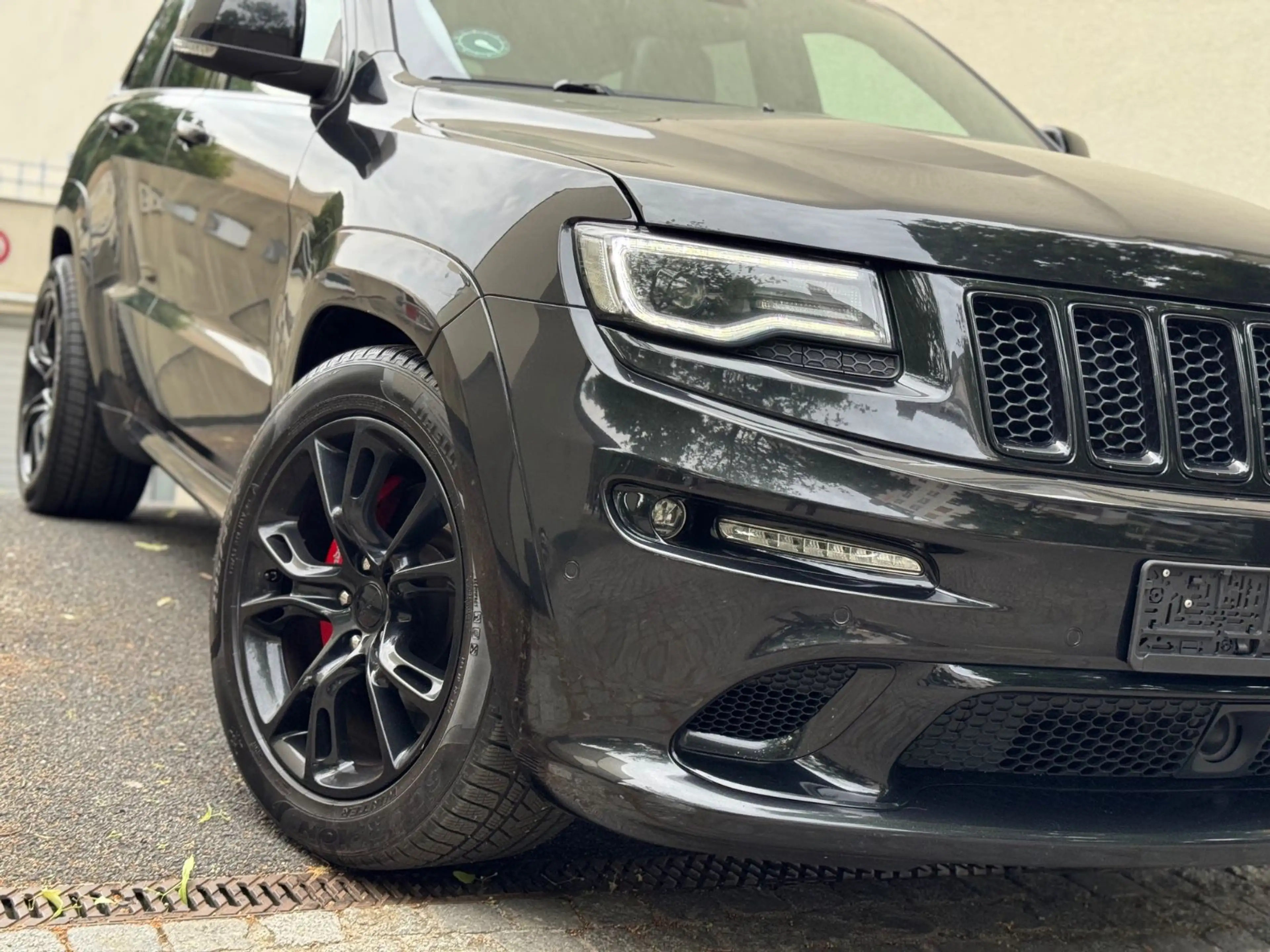 Jeep Grand Cherokee 6.4 V8 HEMI SRT/PANO/H&K/LAUNCH — photo 11