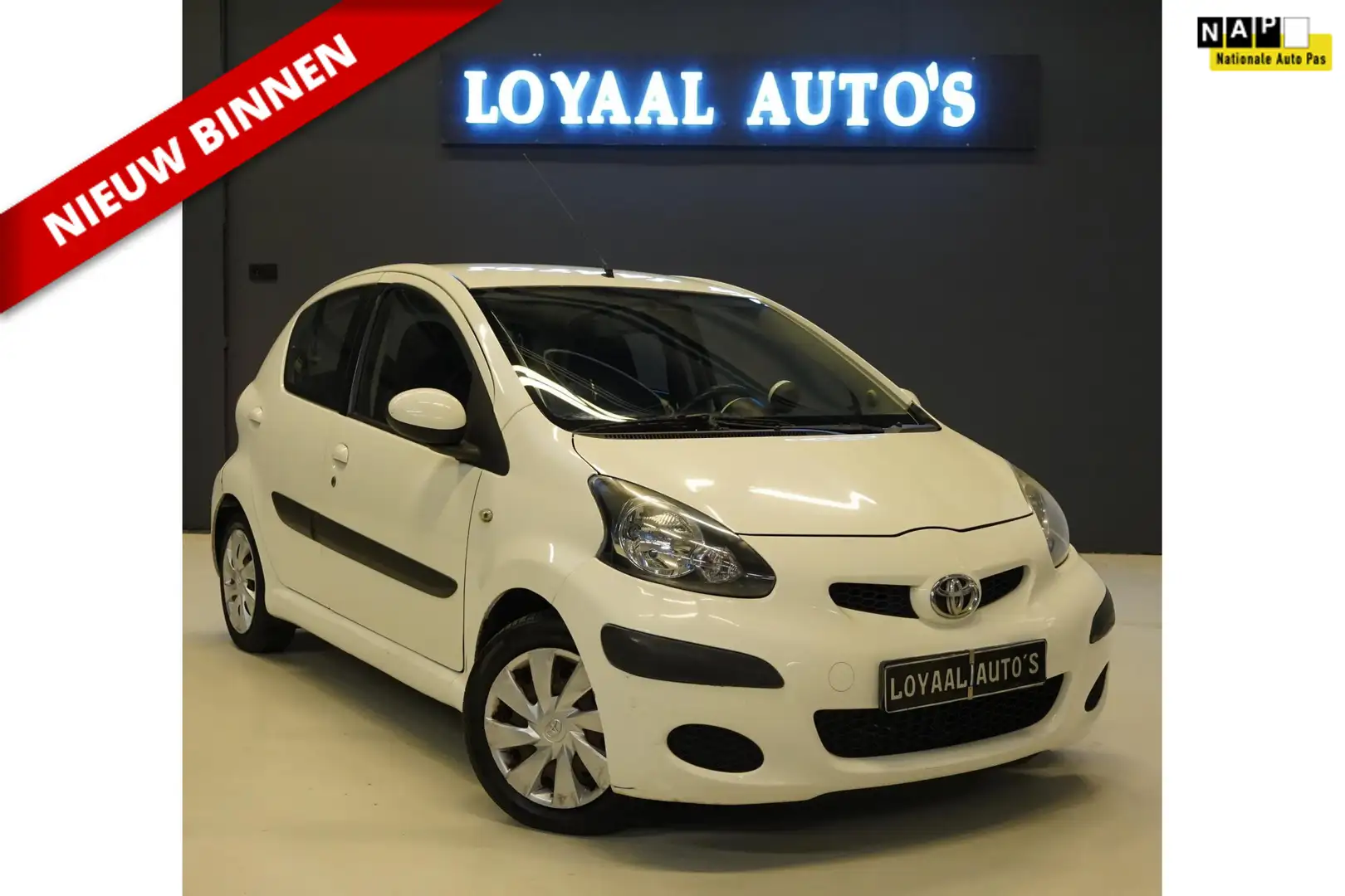 Toyota Aygo 1.0-12V Comfort | AUT | ELEK. RAMEN | APK | NAP. Weiß - 1