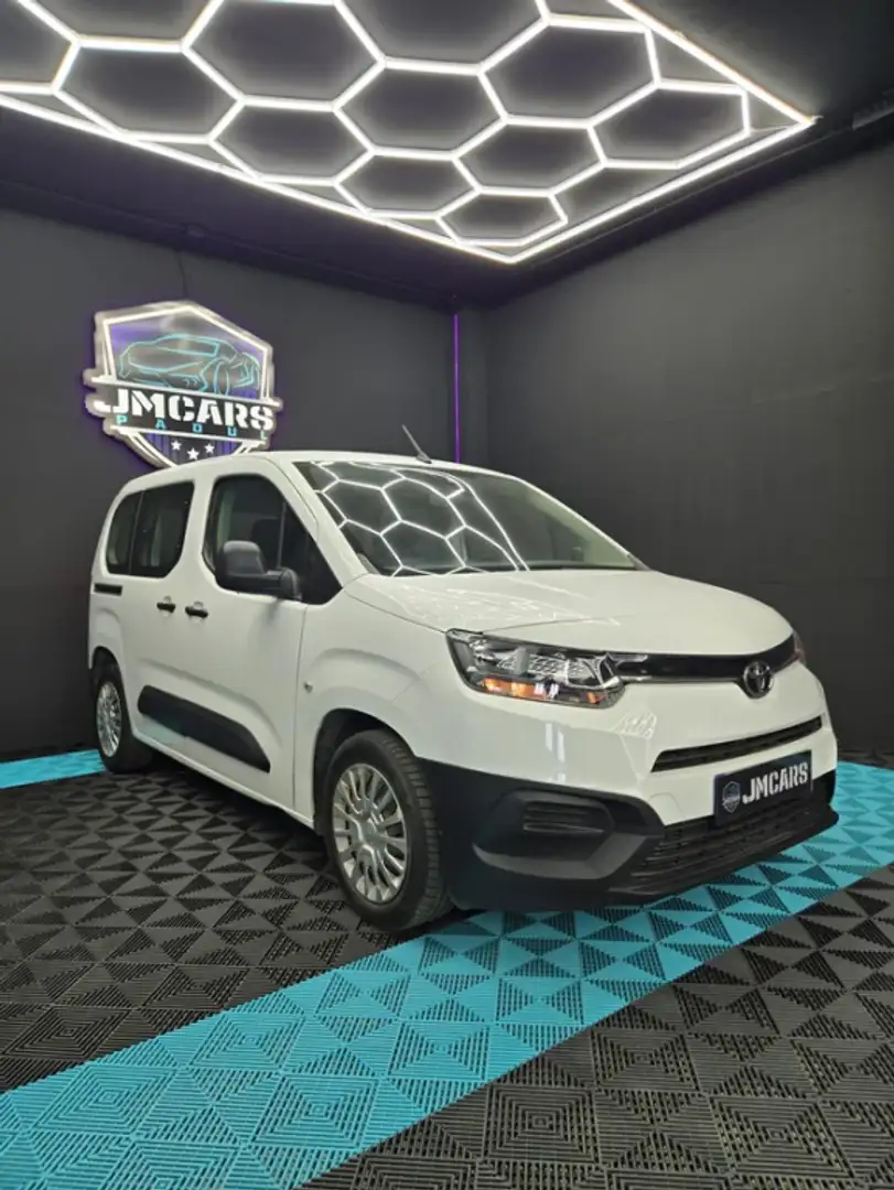 Toyota Proace Family L1 1.5D 5pl. Advance Blanc - 2