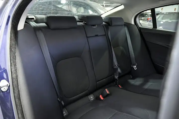 Jaguar XE 2.0 Diesel Prestige 2018, foto 15