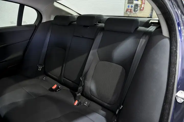 Jaguar XE 2.0 Diesel Prestige 2018, foto 16