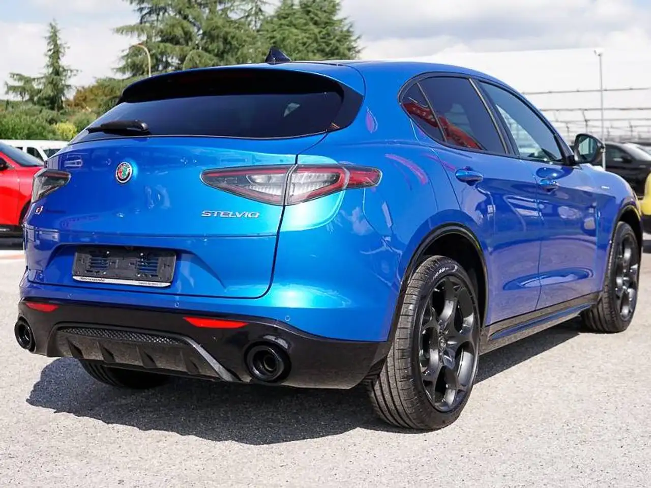 Alfa Romeo Stelvio 2025 — фото 7