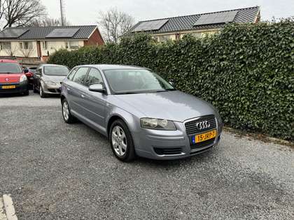 Audi A3 Sportback 1.6 Attraction | Autom. Airco | Cruise C