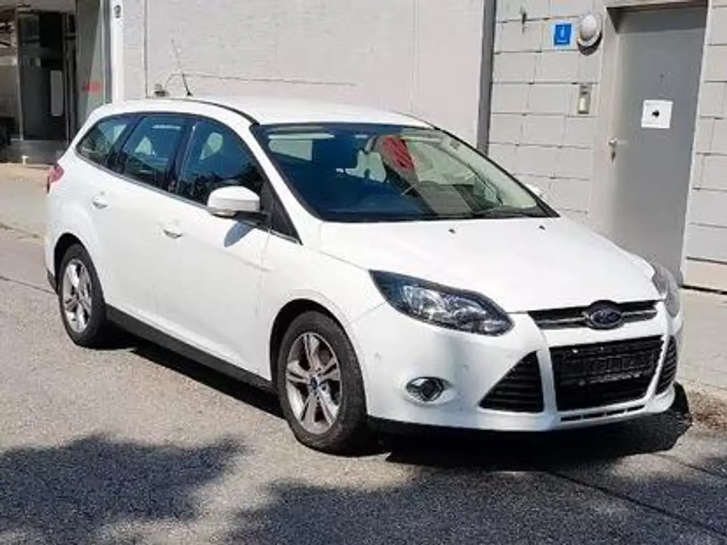 Ford Focus Focus 1L EcoBoost Motorschaden viele Neuteile - 1