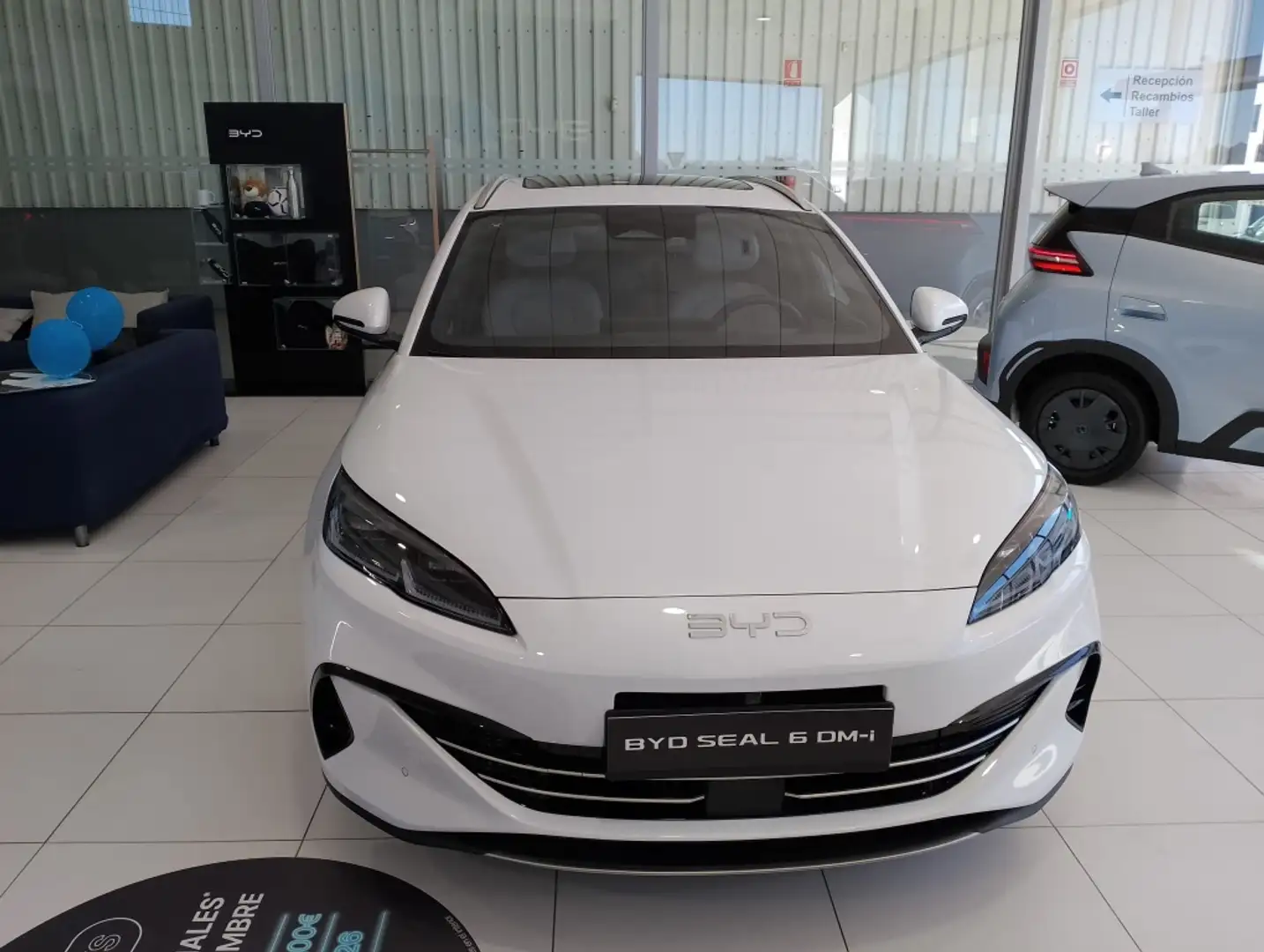 BYD Seal 6 DM-i Touring Comfort Lite 156kW Blanco - 1