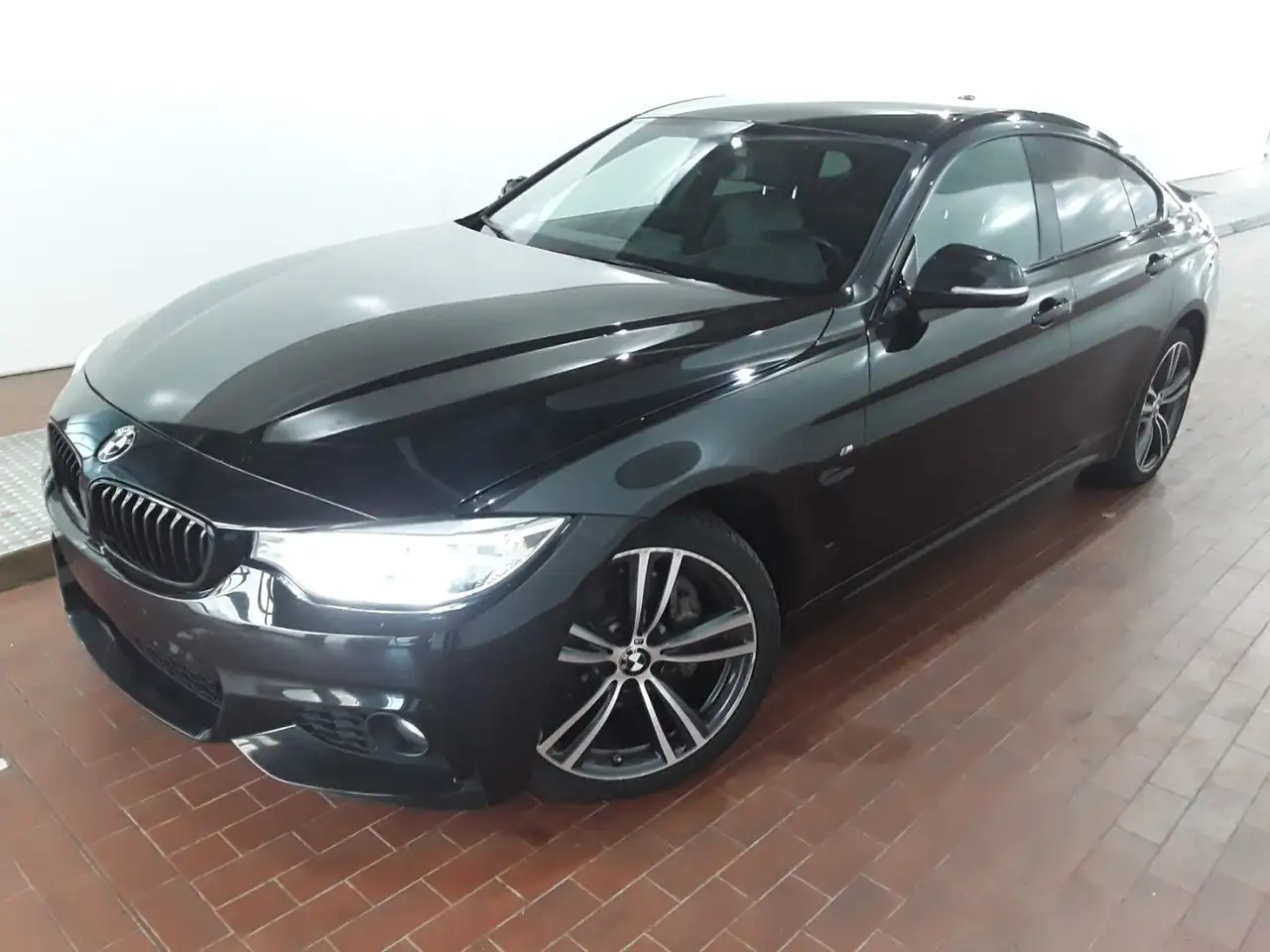 BMW 440