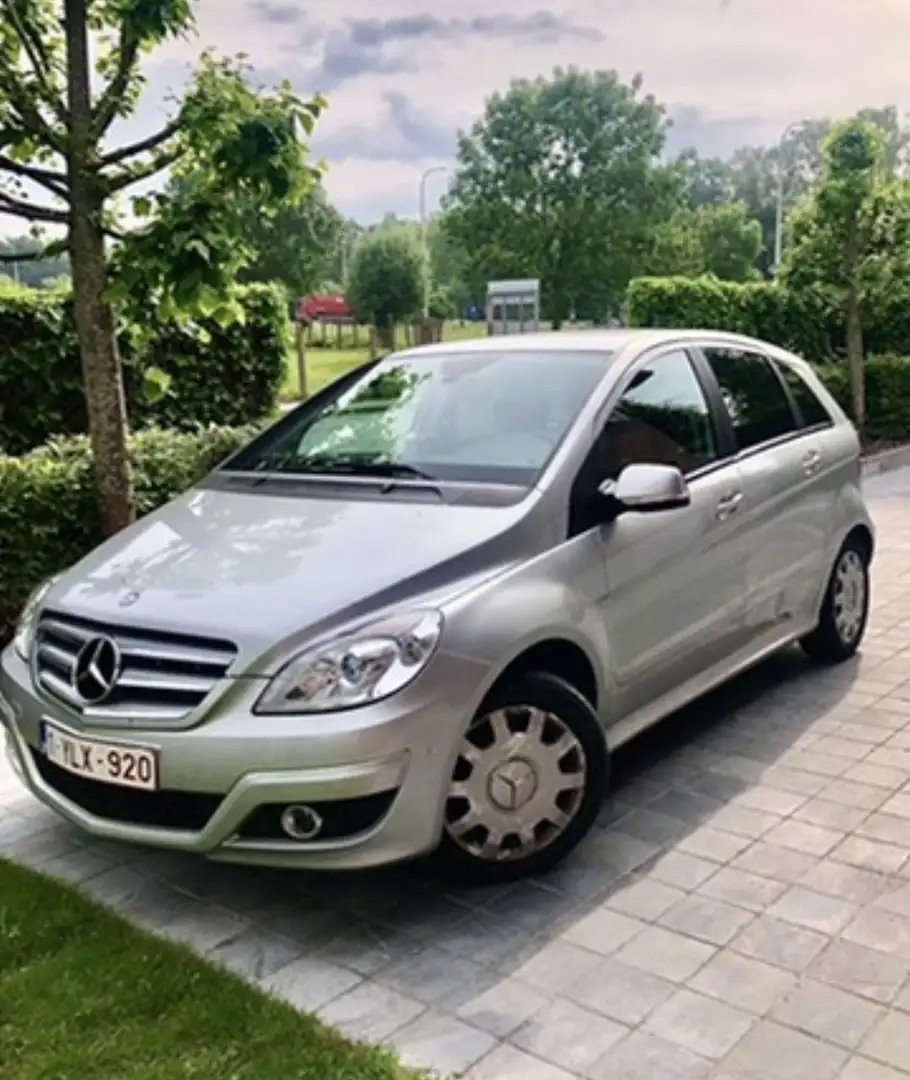 Mercedes-Benz B 180 Zilver - 2