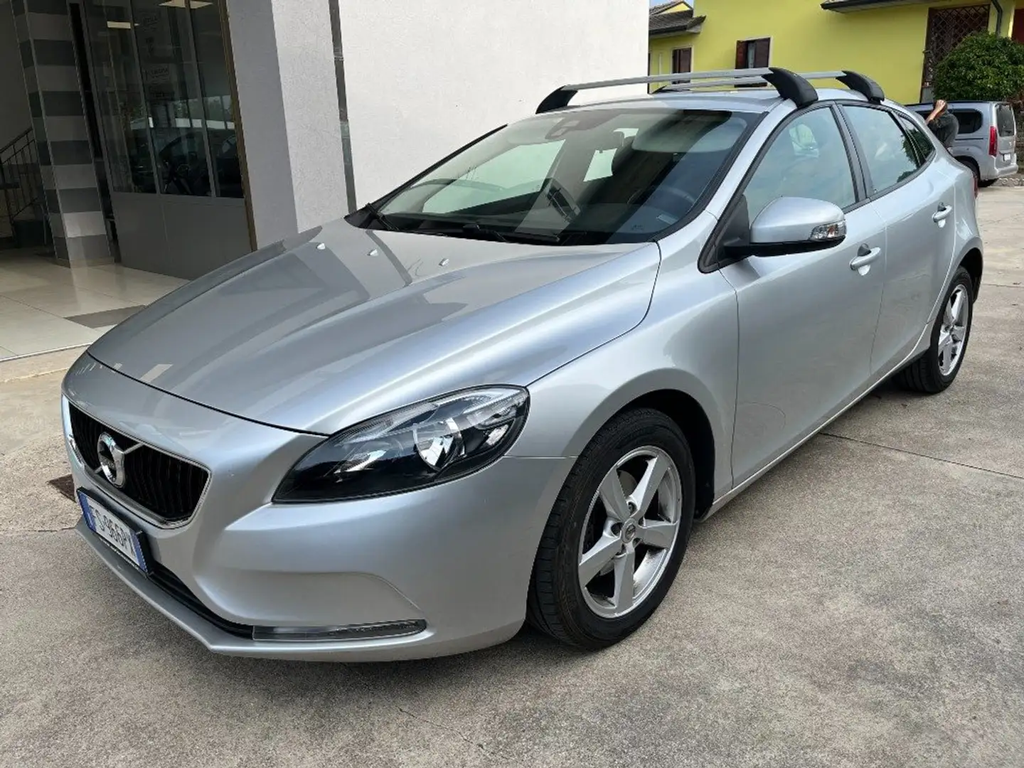 Volvo V40 D2 Business Plus SENSORI PARK NAVIGATORE Argento - 1