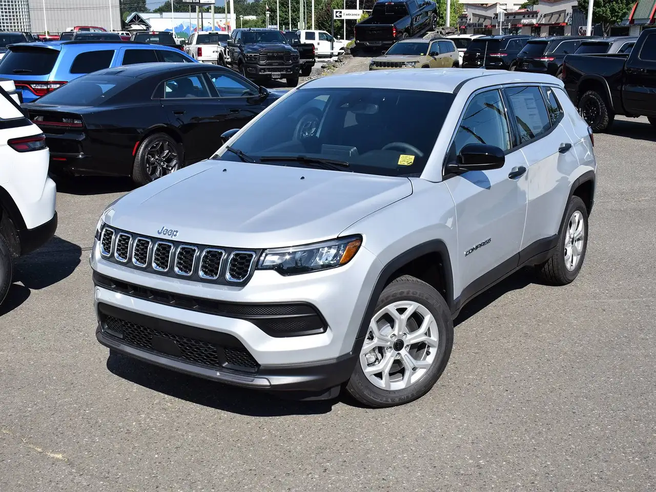 Jeep Compass photo Jeep Compass
