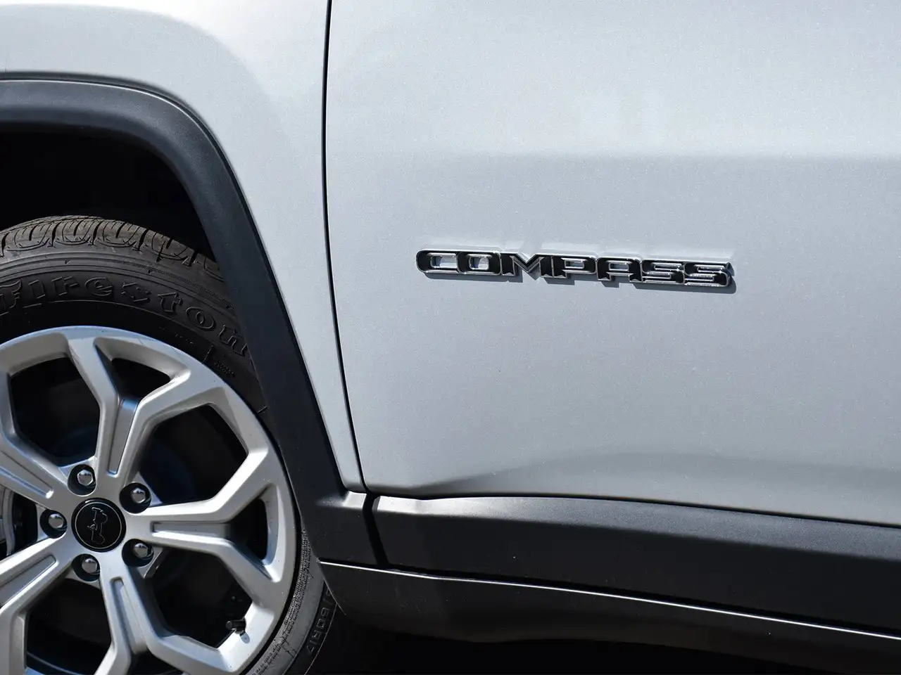 Jeep Compass photo Jeep Compass