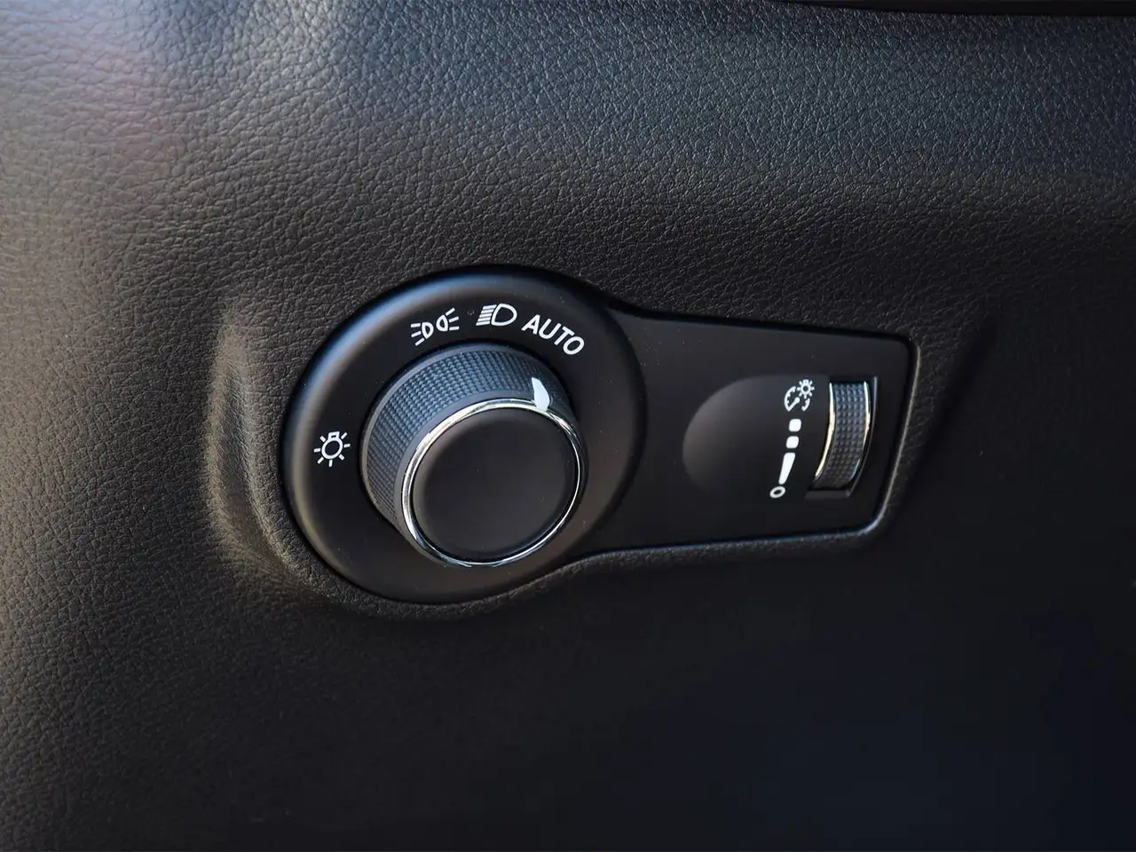 Jeep Compass photo Jeep Compass