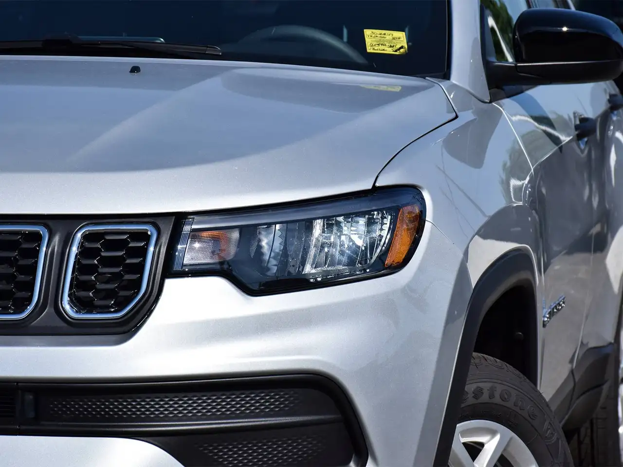 Jeep Compass photo Jeep Compass