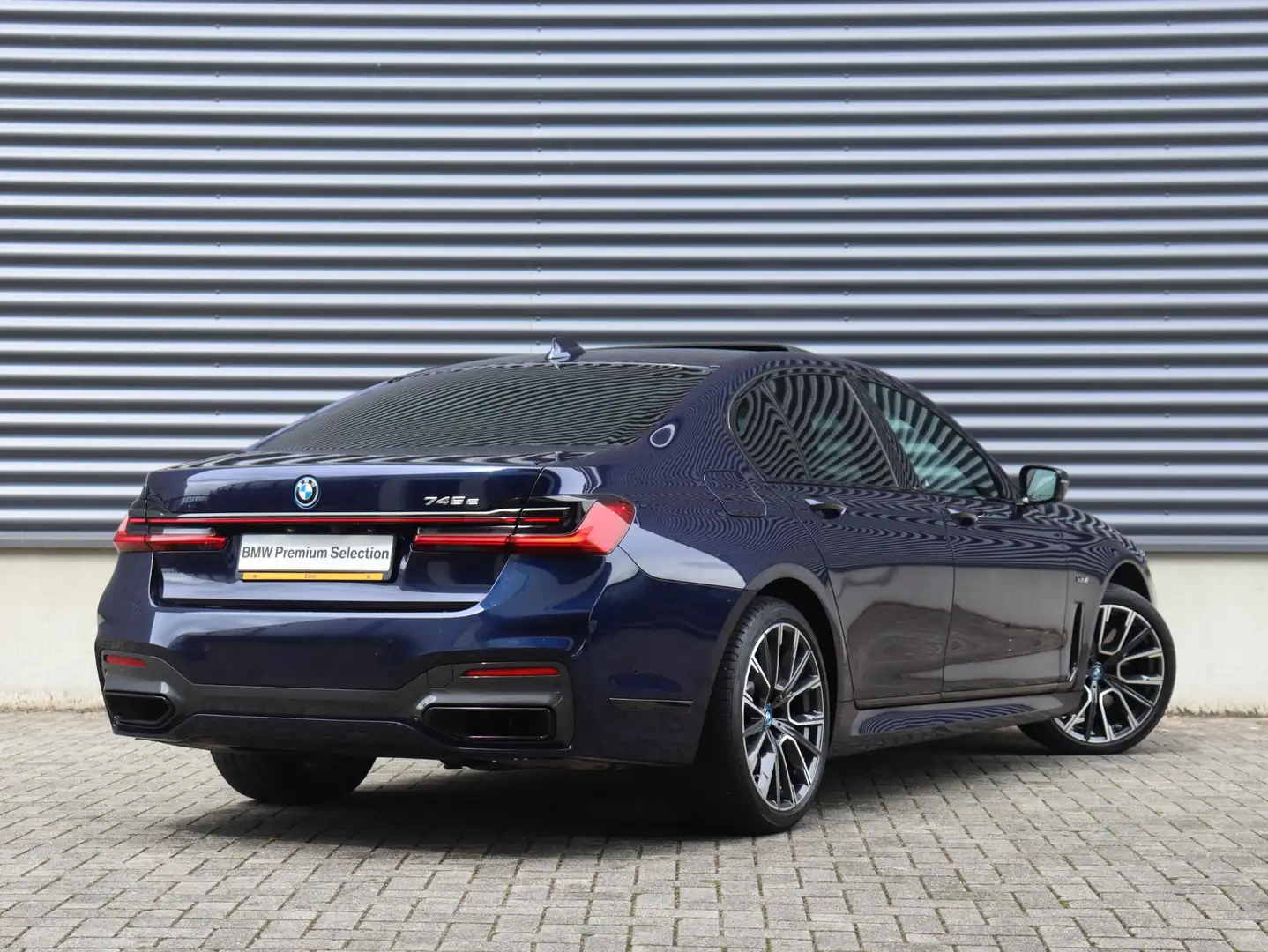 BMW 745 7 Serie 745e | High Executive | M Sportpakket incl Blauw - 2