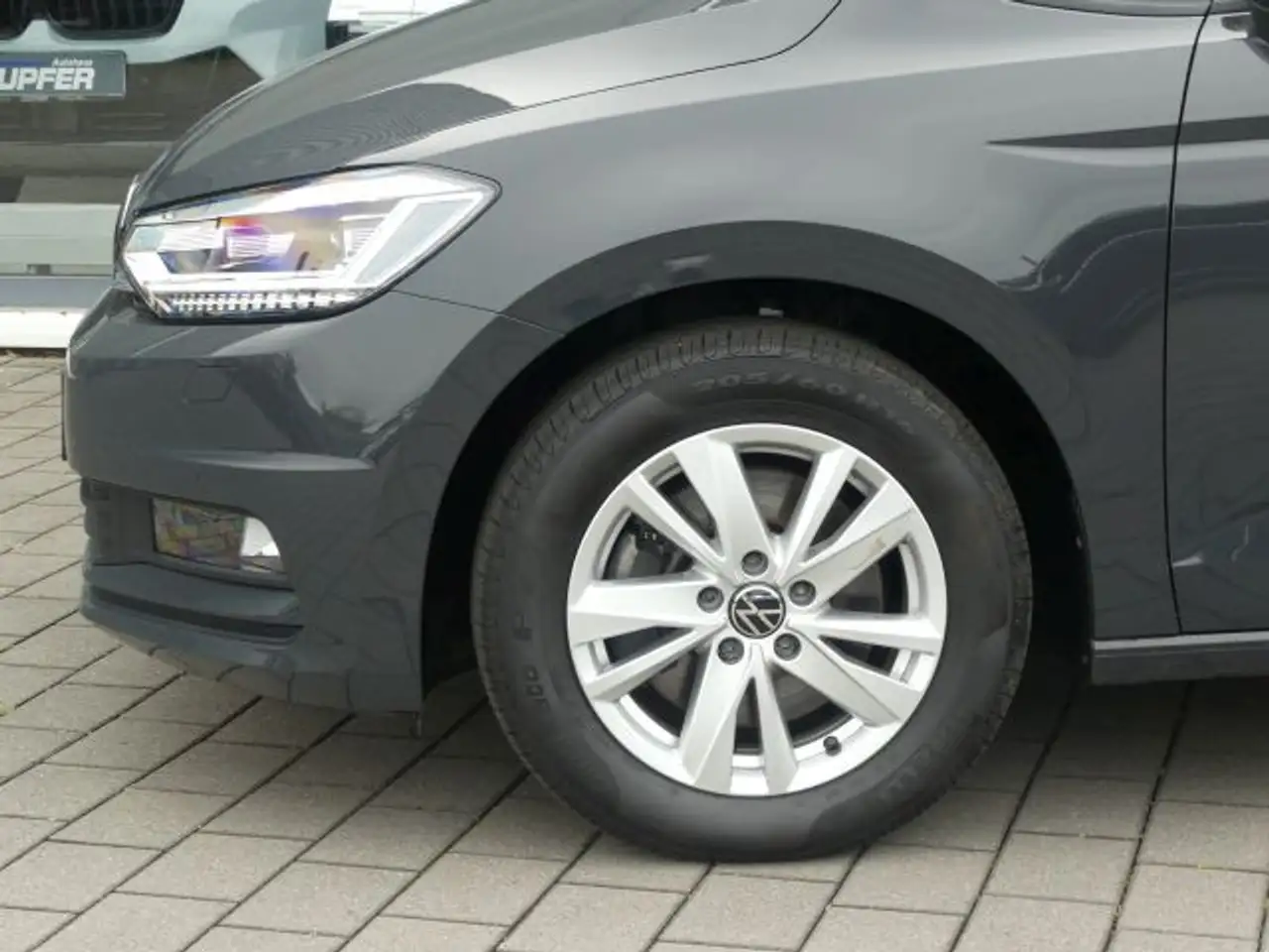 Volkswagen Touran TSI Comf.li. EasyOpen-PANO°ACC°AHK-Keyleß, миниатюра 5