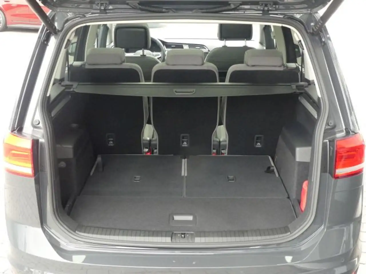 Volkswagen Touran TSI Comf.li. EasyOpen-PANO°ACC°AHK-Keyleß, миниатюра 7