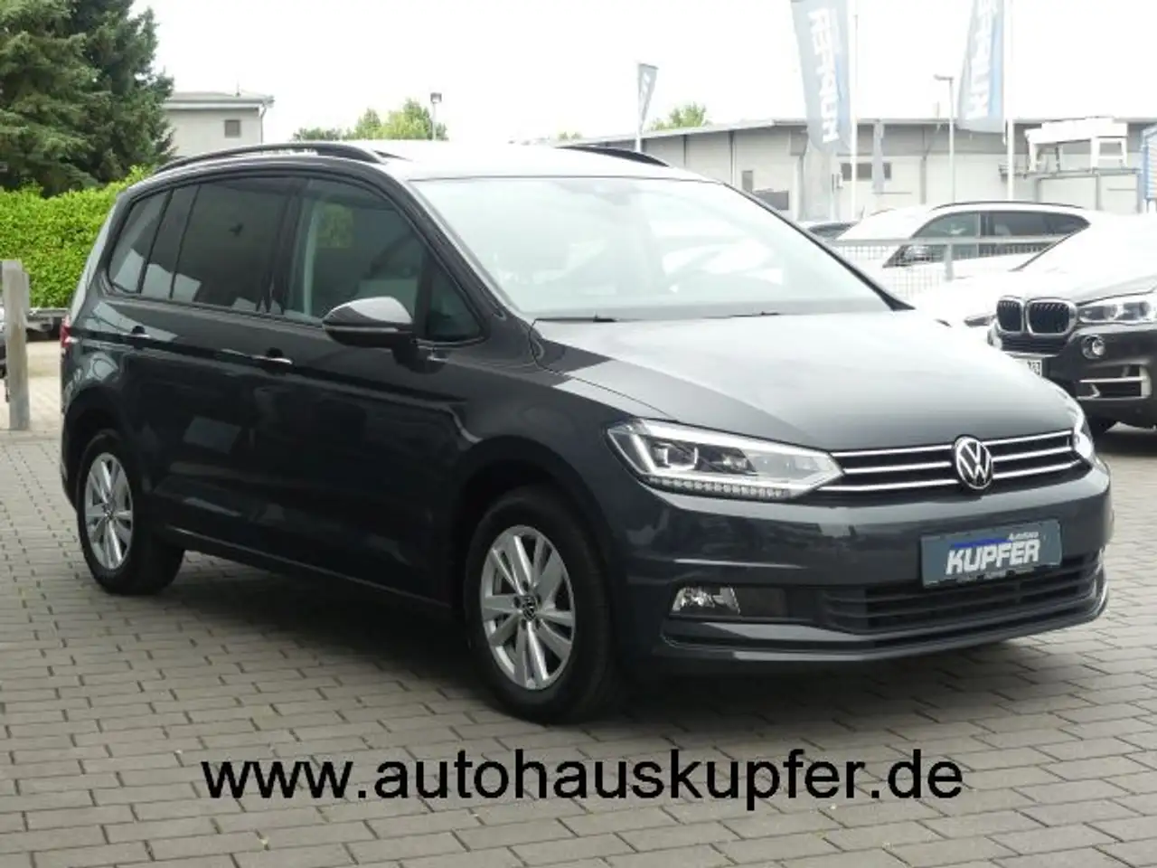 Volkswagen Touran TSI Comf.li. EasyOpen-PANO°ACC°AHK-Keyleß, миниатюра 2