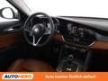 Alfa Romeo Giulia 2.2 JTDM Veloce Silber - thumbnail 13
