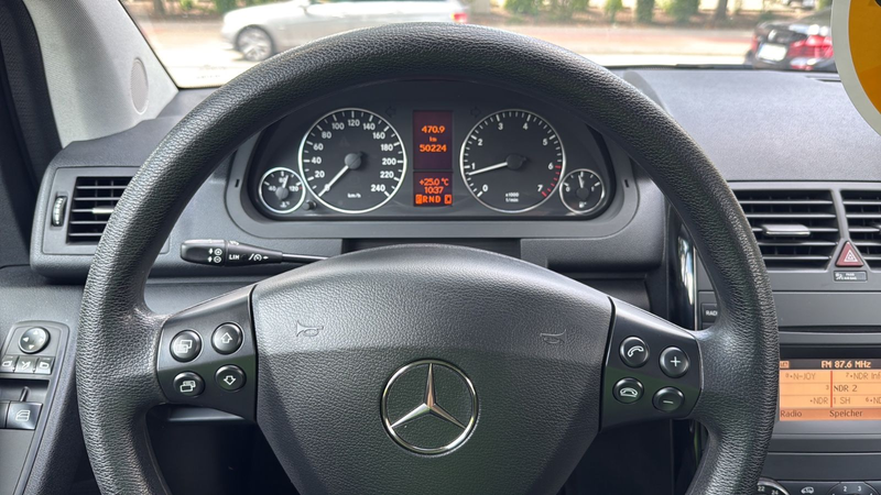 Mercedes-Benz A 160 A A 160 5-türig — photo 14