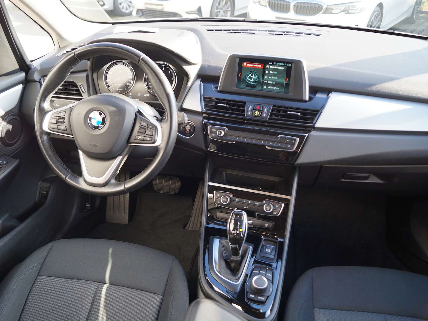 BMW Série 2 Active Tourer 218d Advantage - 2019 - Joinsteer - #9