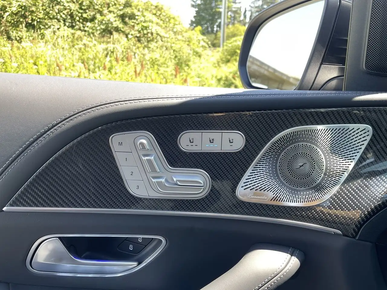 Mercedes-Benz GLE снимка Mercedes-Benz GLE