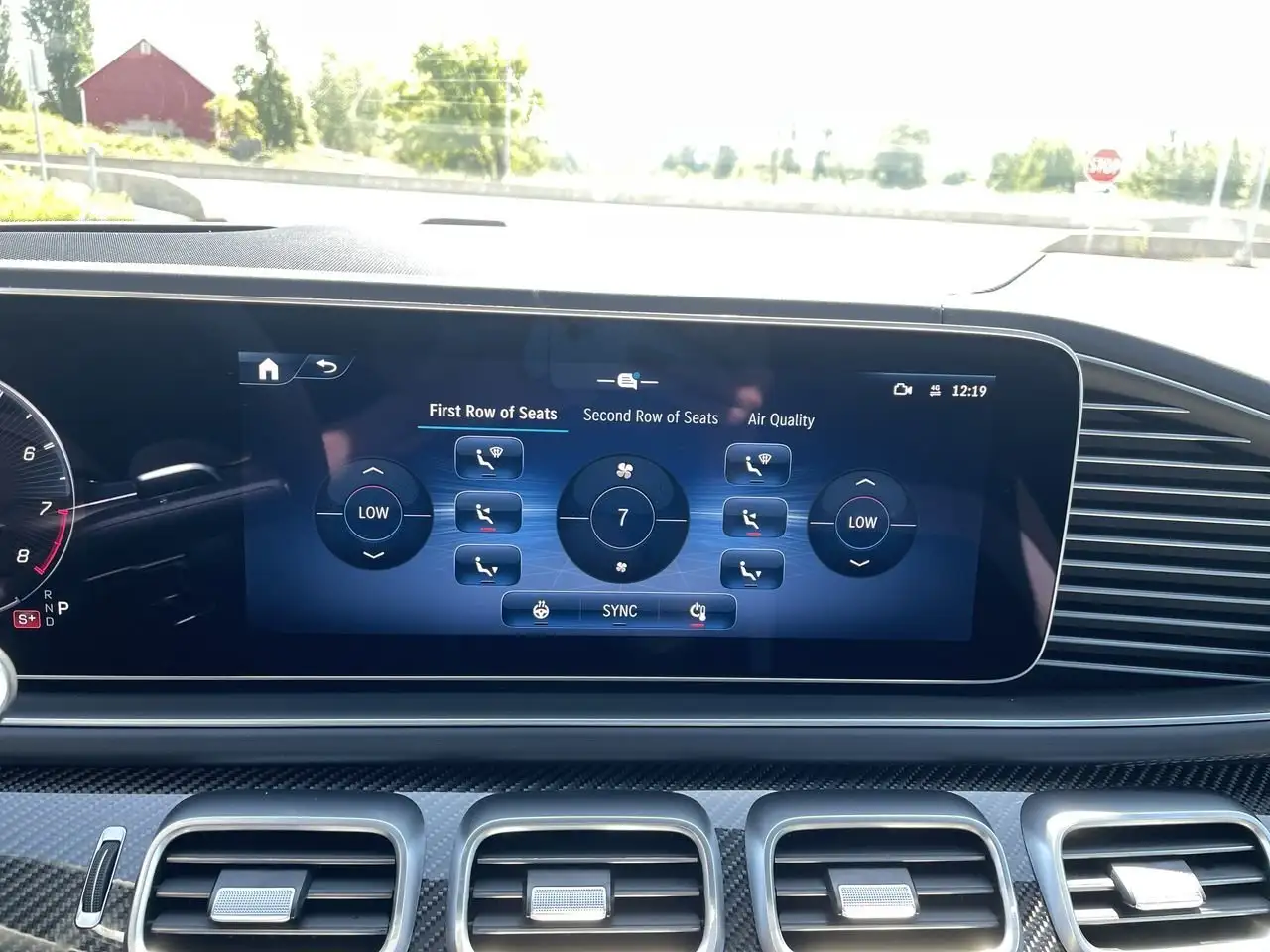 Mercedes-Benz GLE снимка Mercedes-Benz GLE