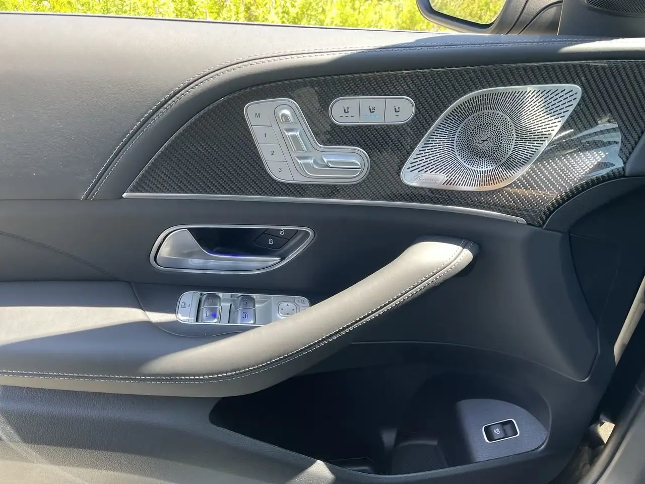 Mercedes-Benz GLE снимка Mercedes-Benz GLE