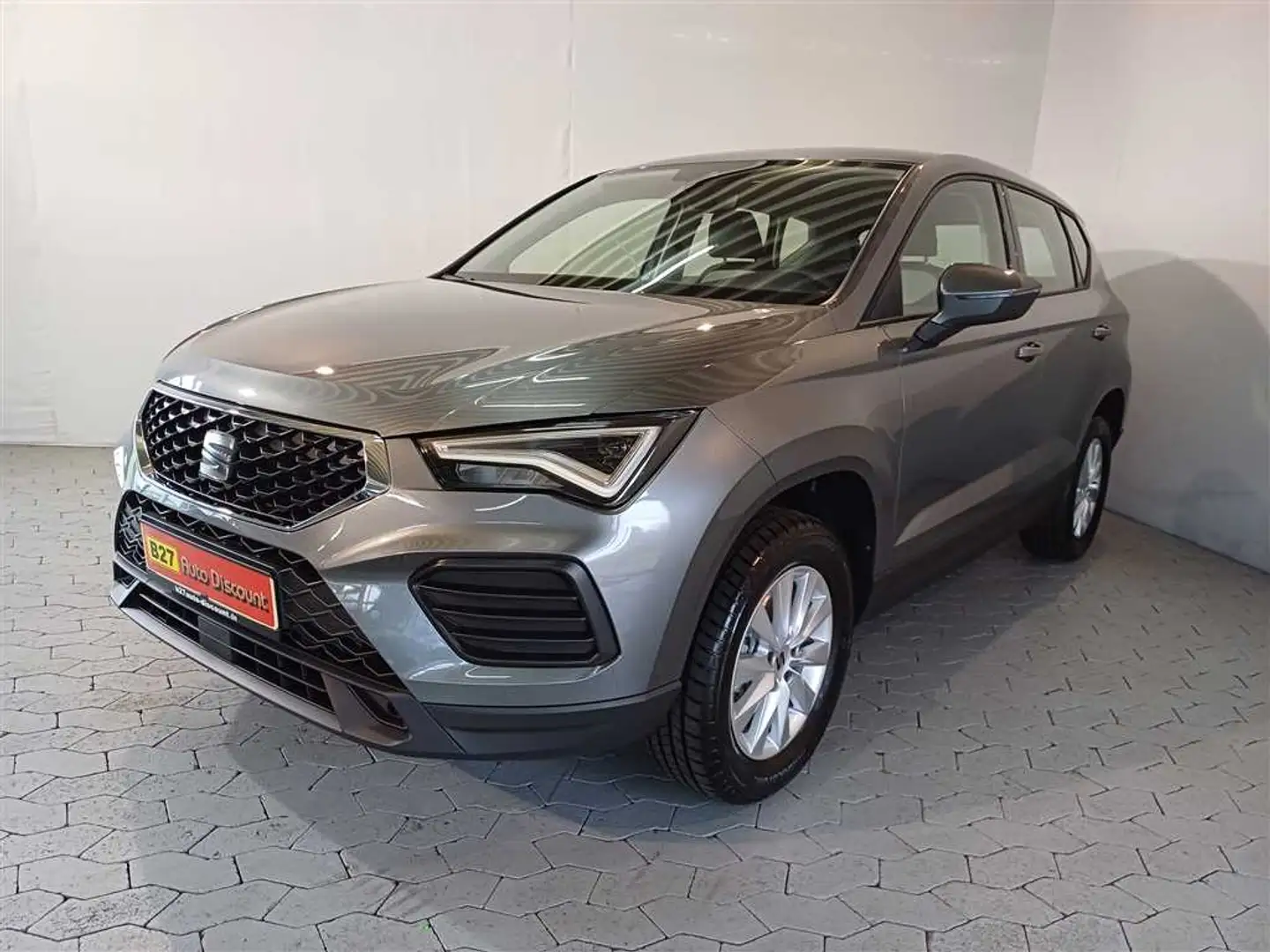 SEAT Ateca 1.0 TSI Reference LED+SHZ+PDC 5 Jahre Garantie Gris - 1