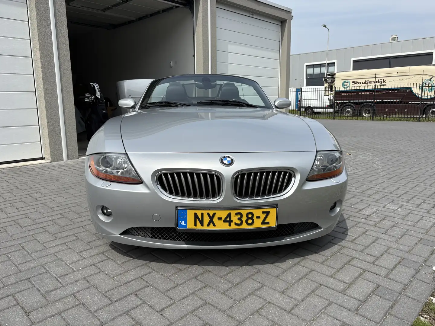 BMW Z4 BMW Z4 3.0i Gris - 2