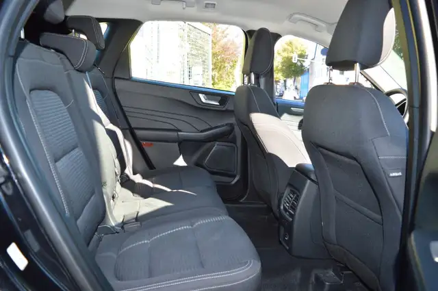 Ford Kuga view 11