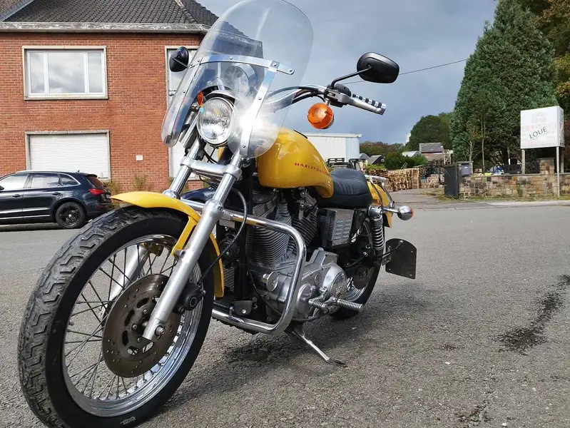 Harley-Davidson Sportster 883 - foto 3