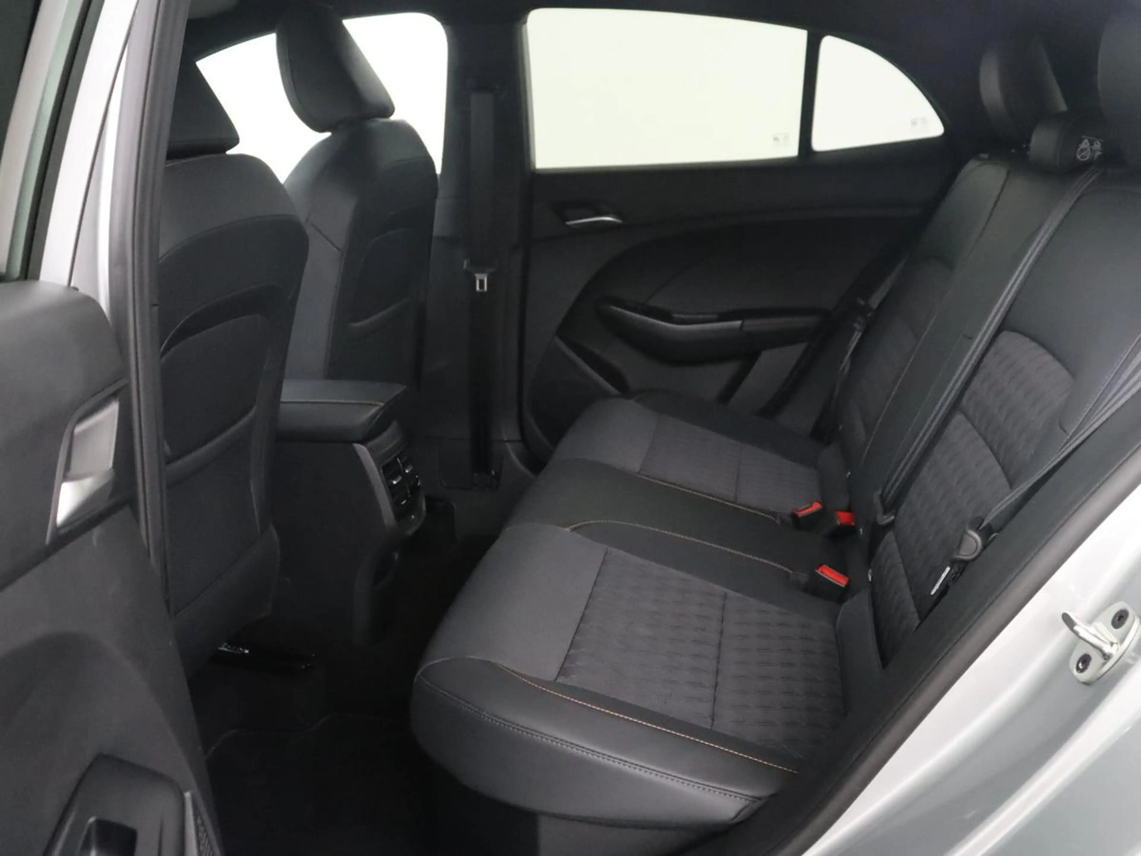 MG MG3 1.5 Hybrid+ Luxury | Automaat | Stoelverwarming | — photo 5