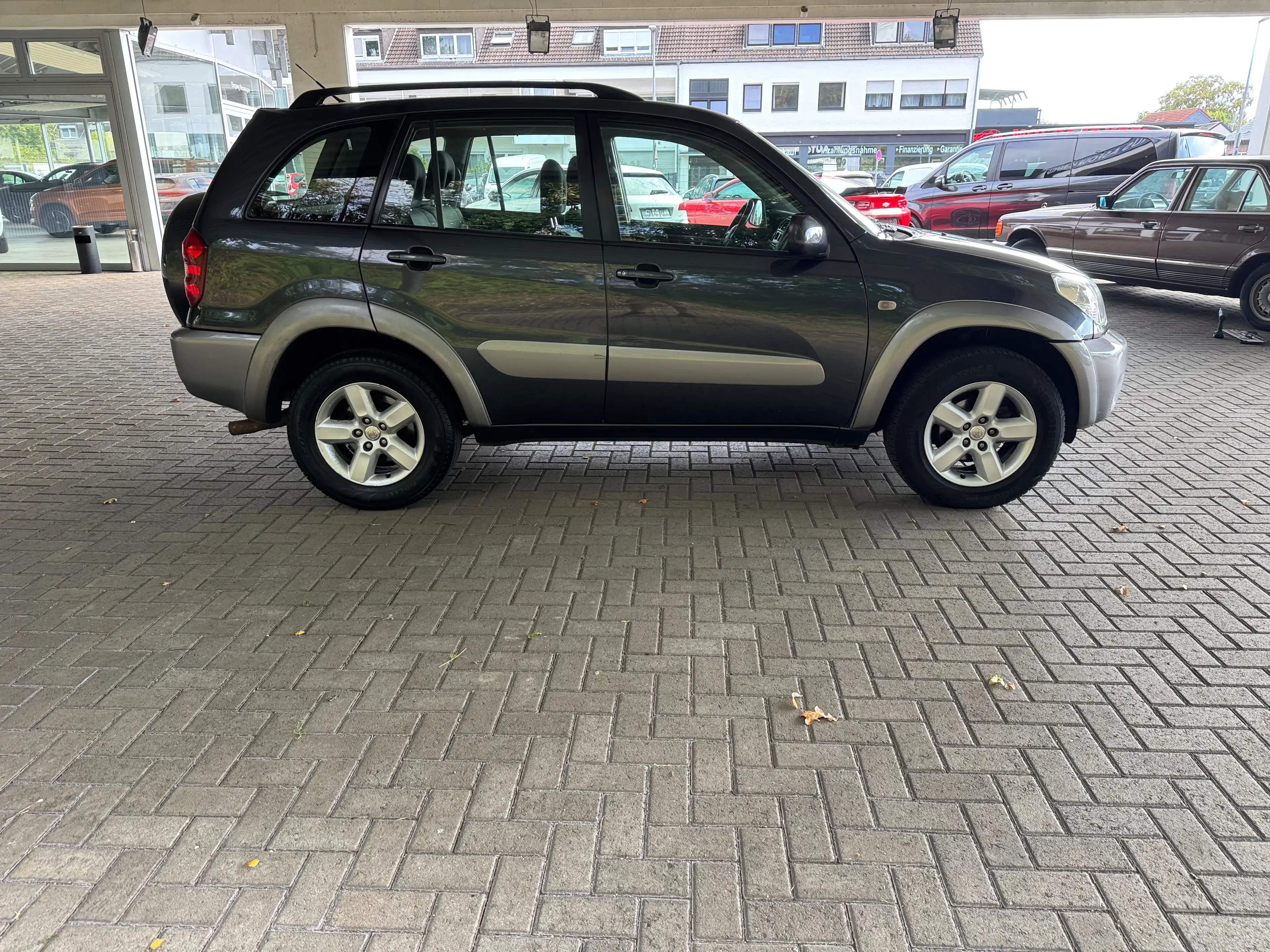 Toyota RAV 4 2.0 Sol, Lückenlos Scheckheft gepflegt — photo 7