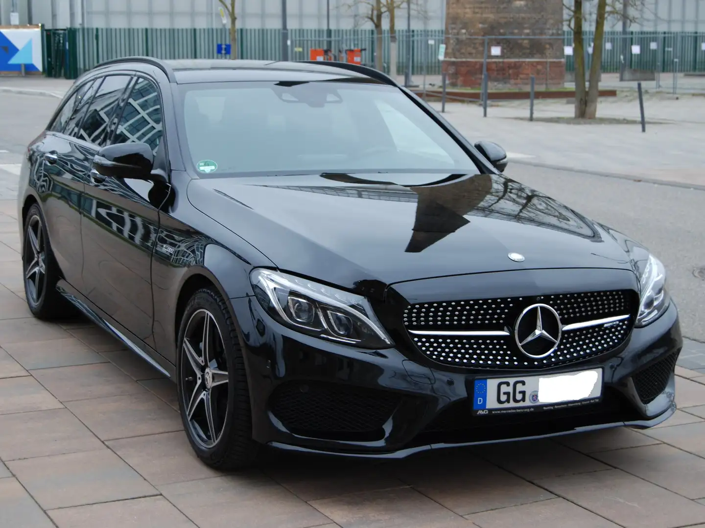 Mercedes-Benz C 43 AMG C-Klasse T-Modell 4Matic T 9G-TRONIC Schwarz - 2