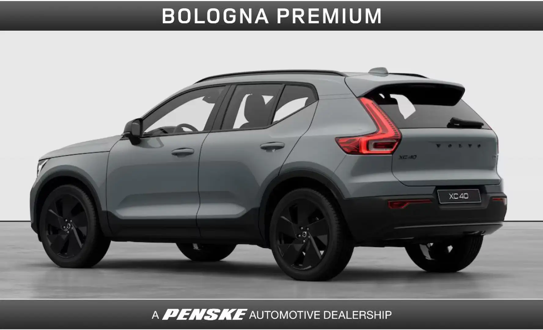 Volvo XC40 XC40 B3 automatico Plus Black Edition Gris - 2