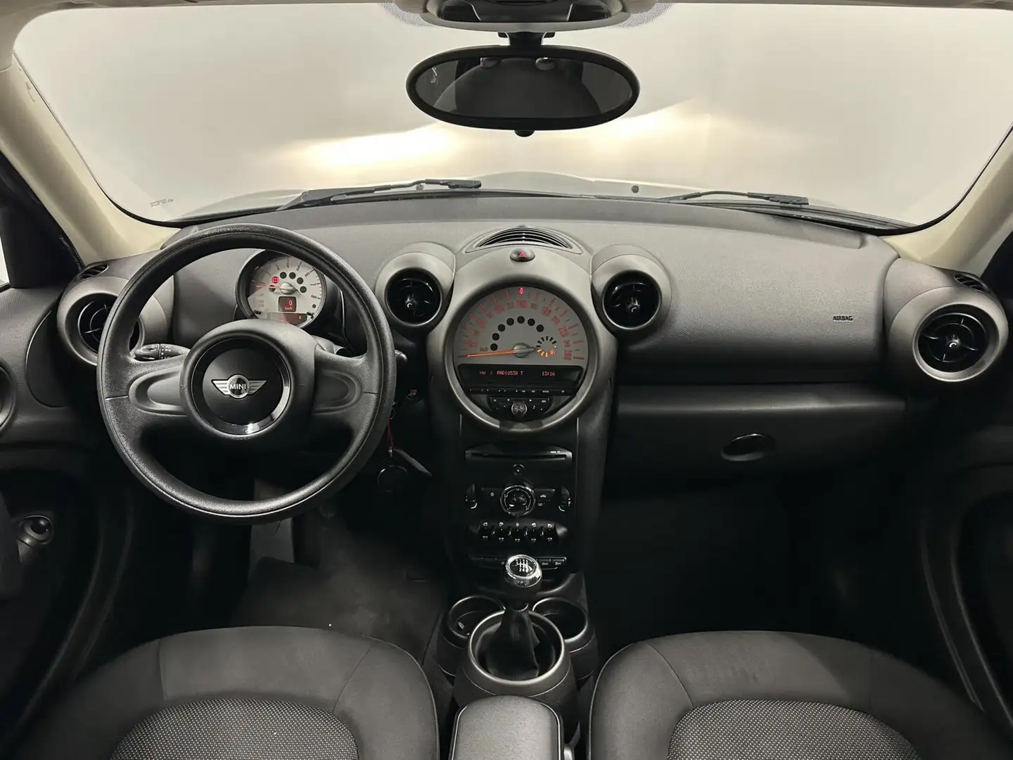 MINI One Countryman 1.6 AIRCO LM. Schwarz - 2