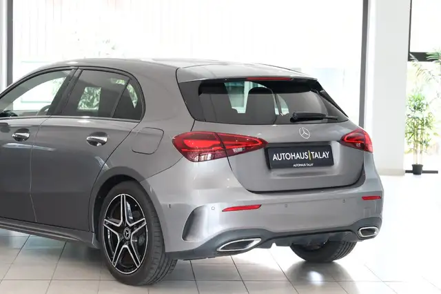 Mercedes-Benz A-Class view 4