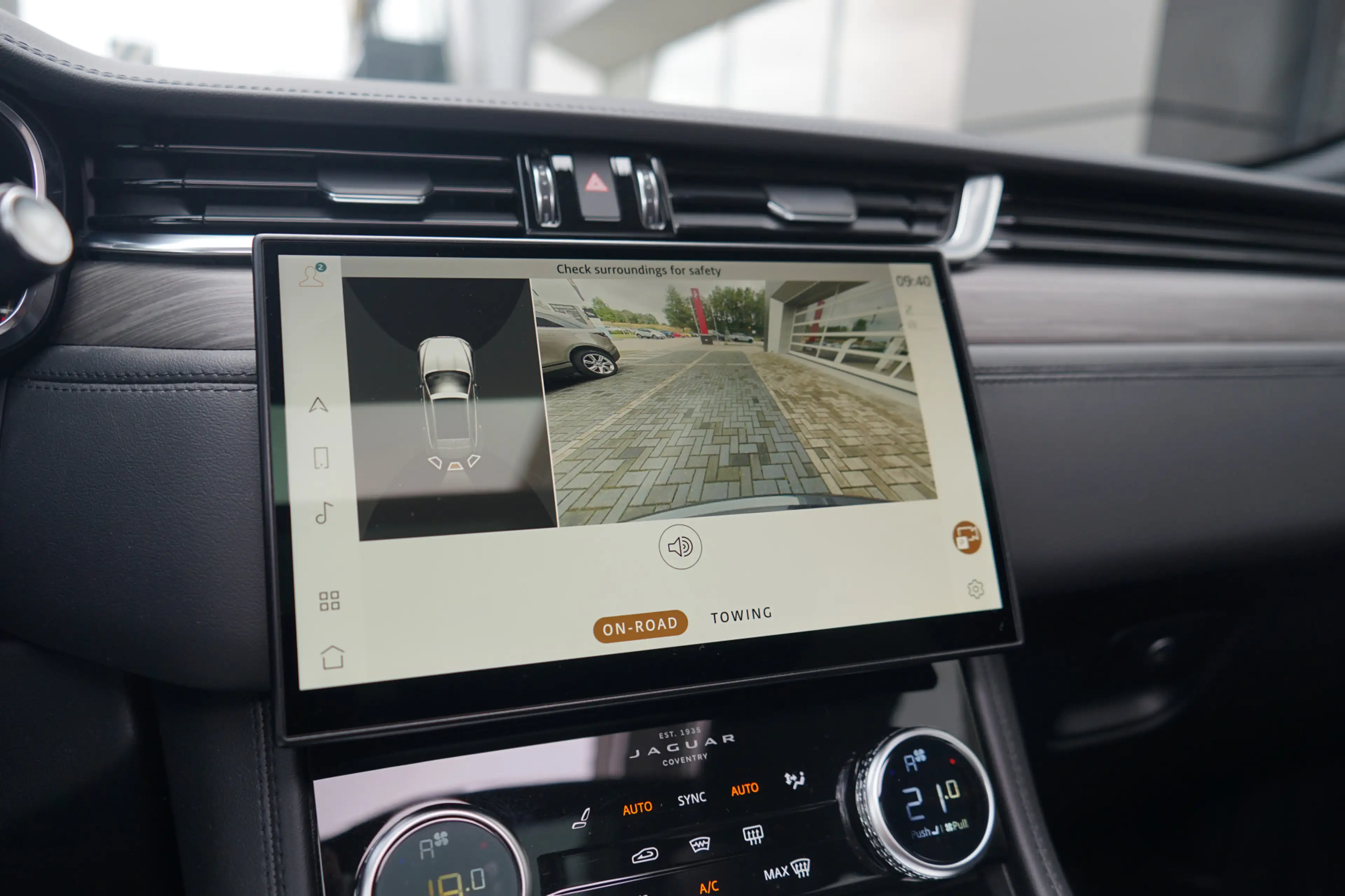 Jaguar F-Pace 2.0 P400e PHEV S | Elektrische trekhaak | Verwarmd — photo 22