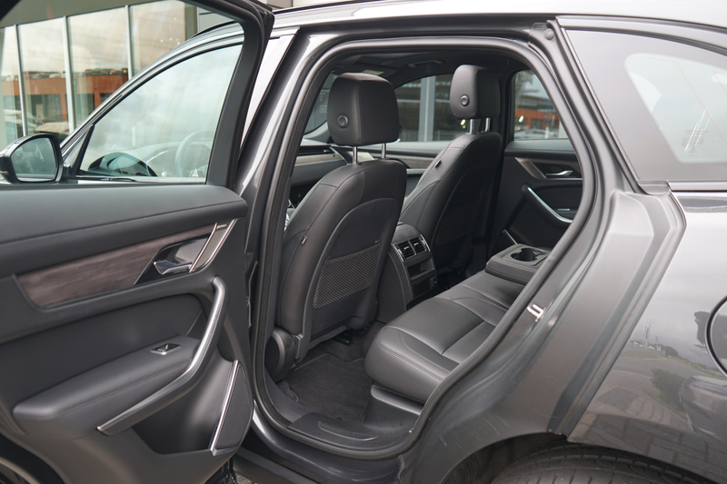 Jaguar F-Pace 2.0 P400e PHEV S | Elektrische trekhaak | Verwarmd — photo 5