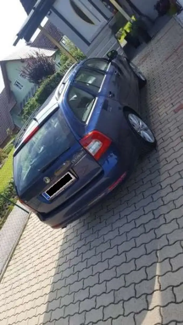 Skoda Octavia Octavia Combi 1,6 Elegance TDI CR DSG DPF Elegance Blau - 2