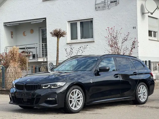 Bmw 320 d**M Sport**PANO*GARANTIE*ANHÄNGERKUPPLUNG*