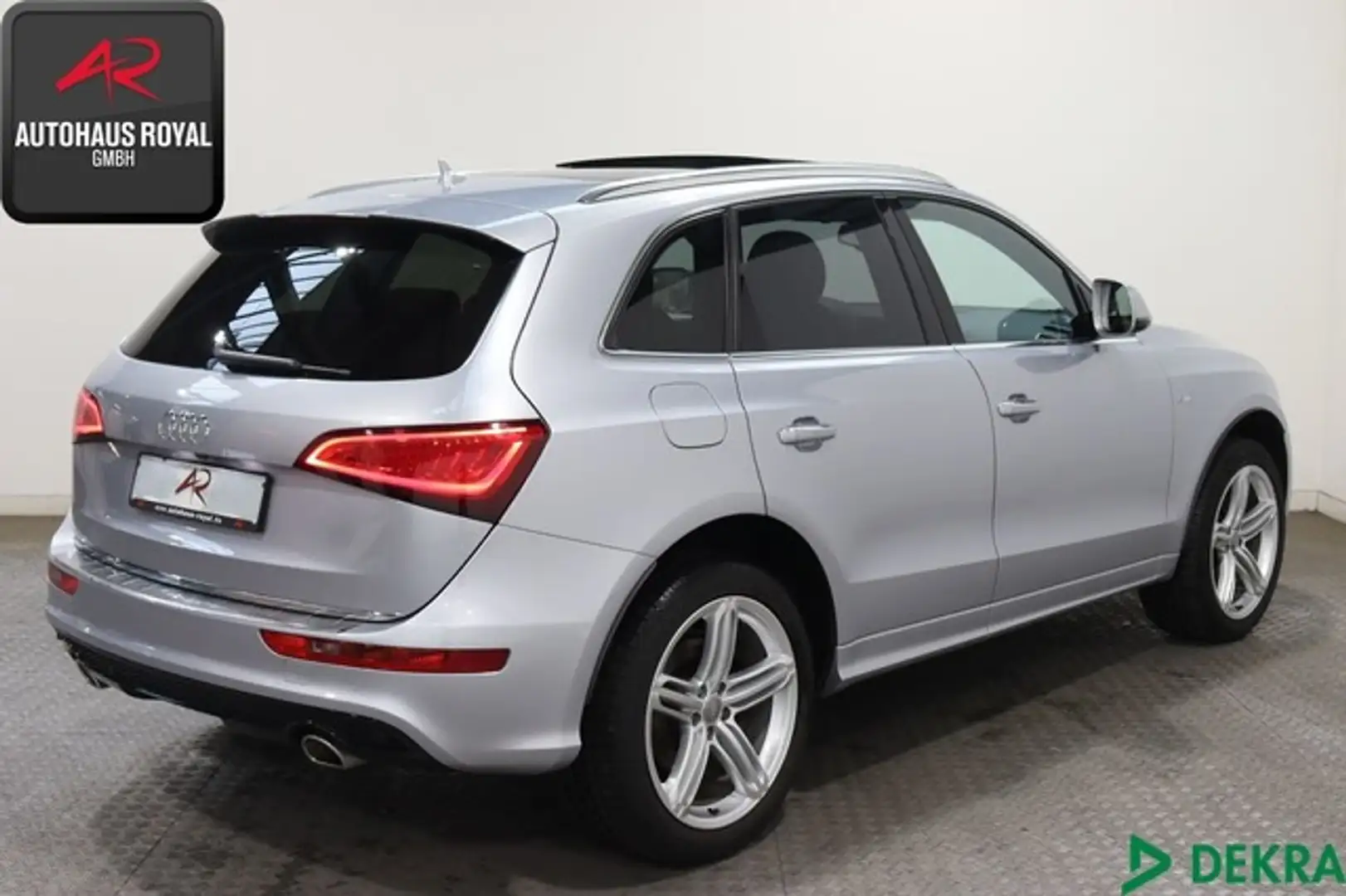 Audi Q5 3.0 TDI qu 3x S LINE ACC,20ZOLL,STANDHEIZ,AHK Серебристый - 2