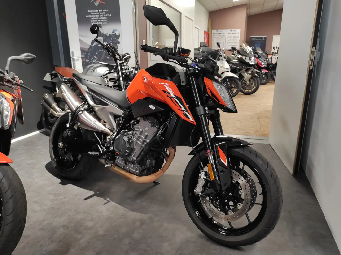 KTM 790 Duke - 1