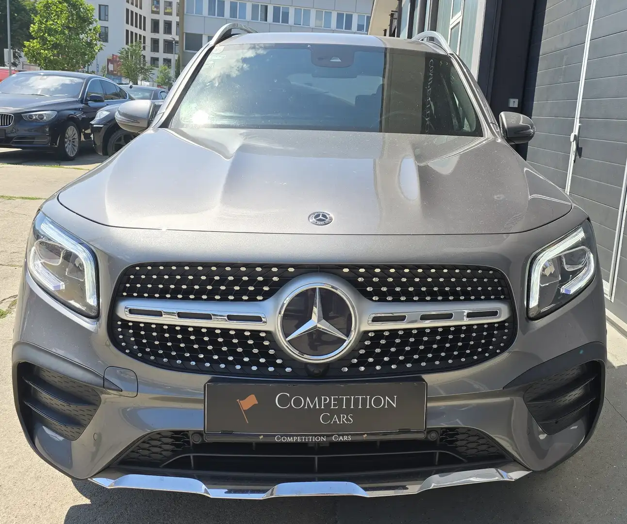 Mercedes-Benz GLB 220 d AMG, 7 SITZER, ACC, KEYLESS ENTRY, AMBIENTE, LED Gris - 2