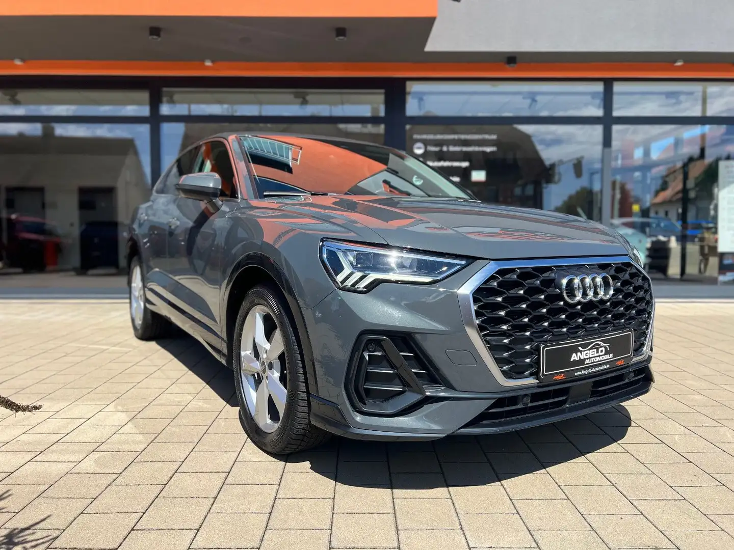 Audi Q3 Sportback 35 TDI S-Tronic*LED*Kame*Navi*AHK* Gris - 2