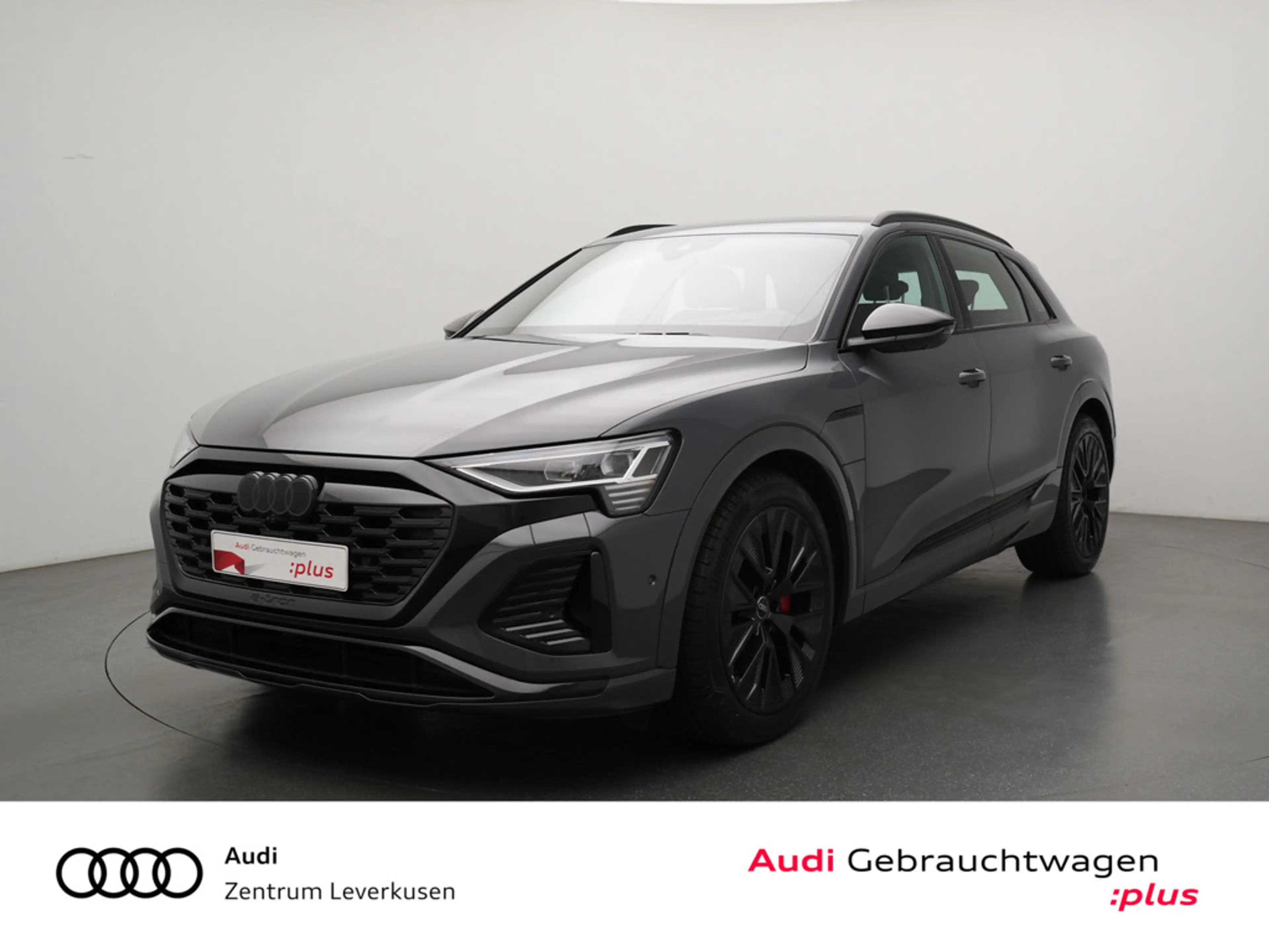 Audi Q8 e-tron S line PANO MATRIX AHK ACC B&O NAVI