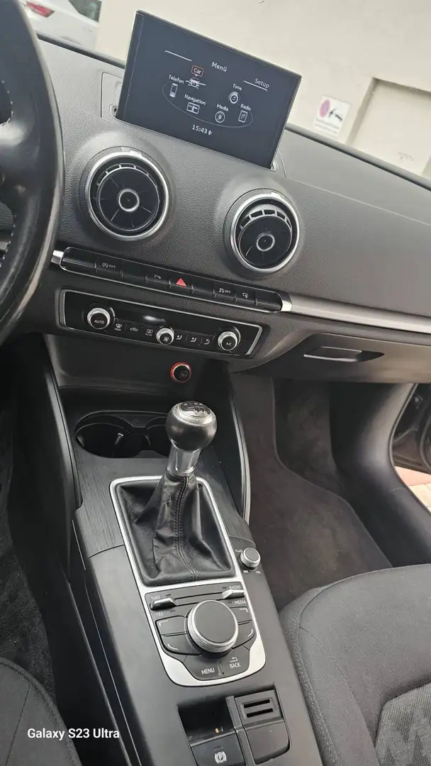 Audi A3 A3 Attraction 1,6 TDI ultraAttraction ultra Braun - 2