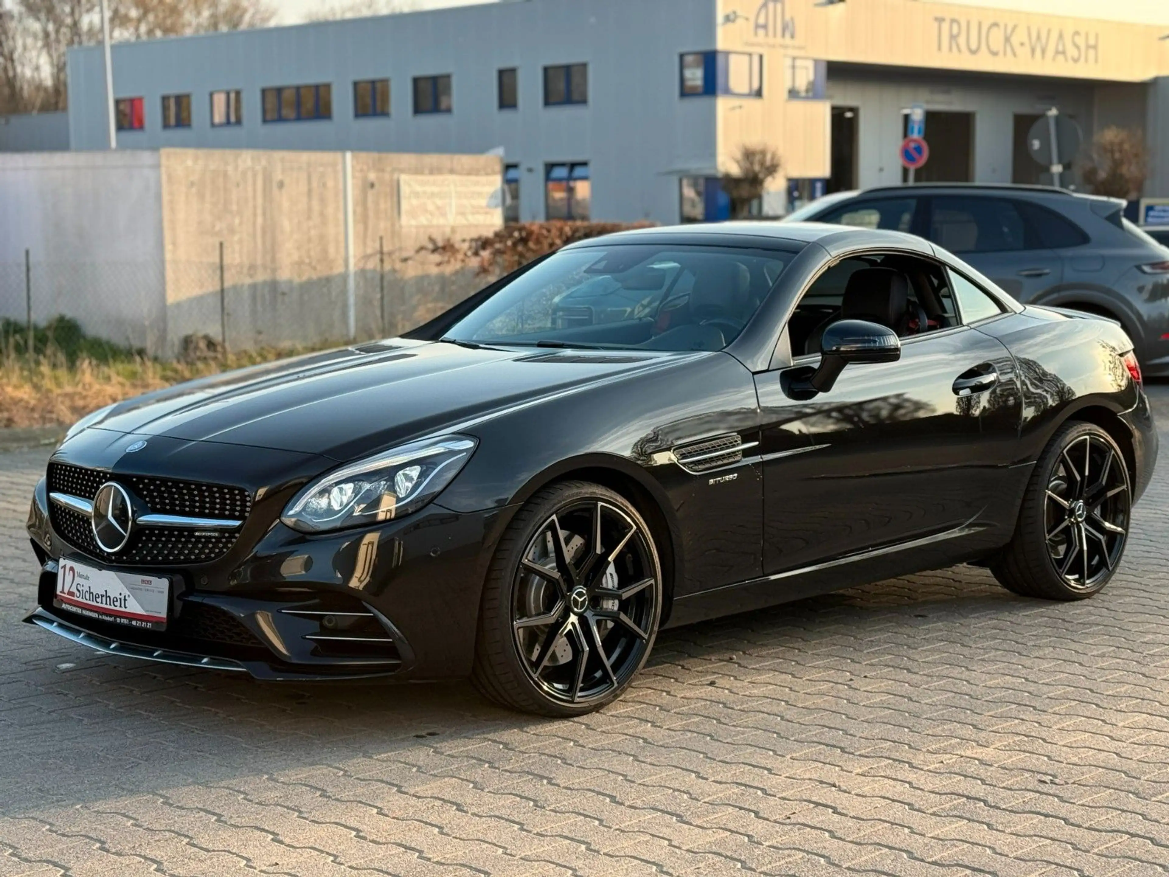 Mercedes-Benz SLC 43 AMG Roadster* Airscar* Pano.* — photo 7