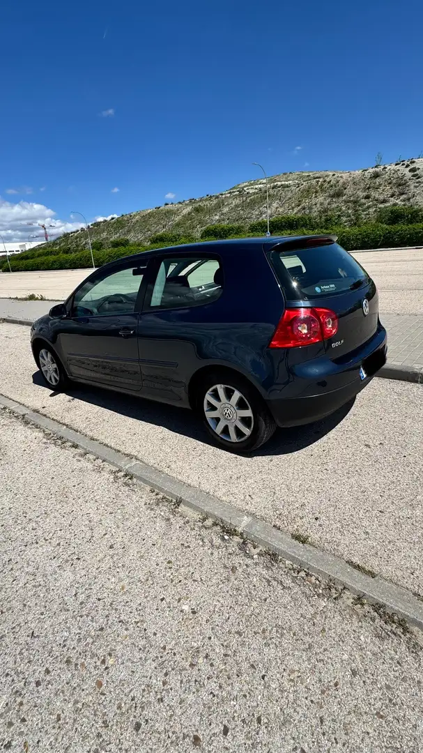 Volkswagen Golf 1.9TDI Sportline 105 - 1