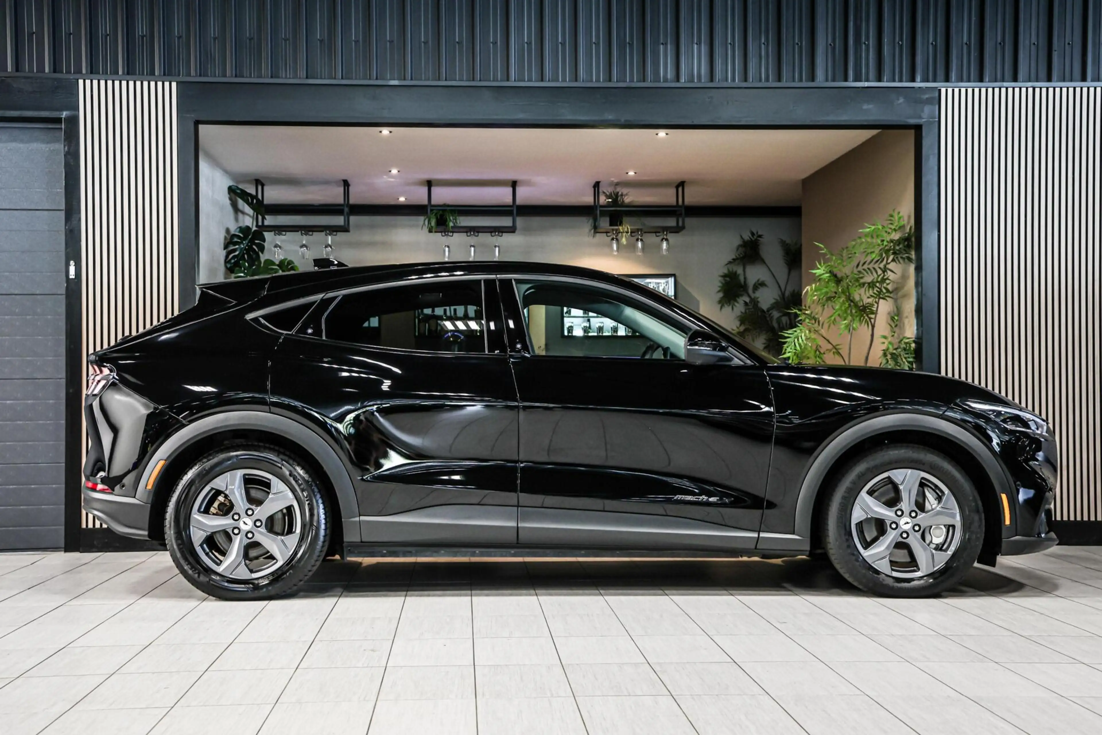 Ford Mustang Mach-E Extended RWD 98 kWh|Leder|Pano|360|B&O — photo 13