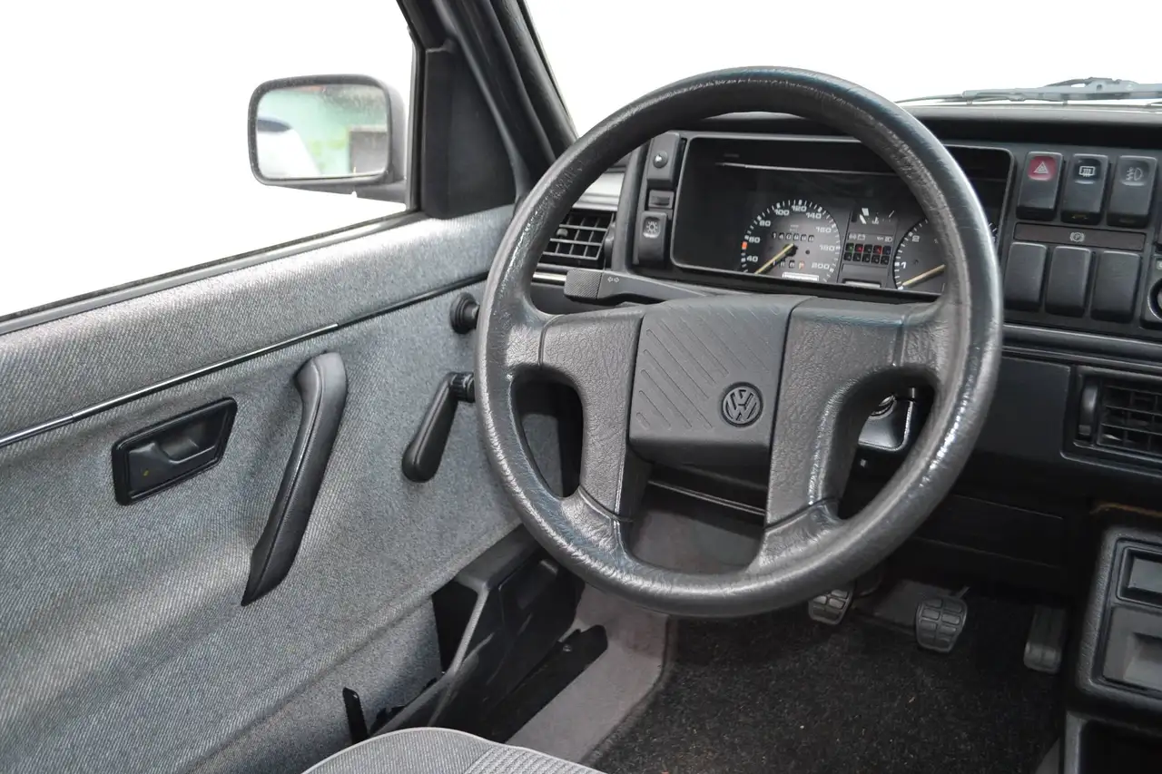 Volkswagen Golf II 1,8i Lim Syncro *SSD*TOP*, foto 6